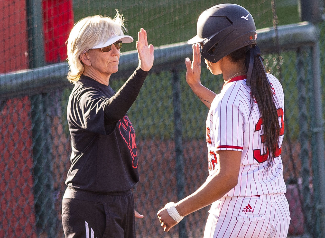 Nebraska Softball 4.19